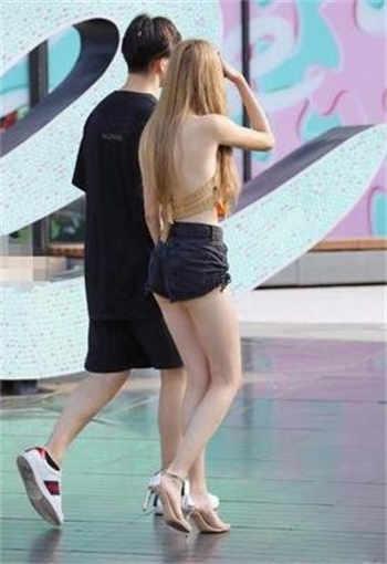 男人蛋皮溃烂图片