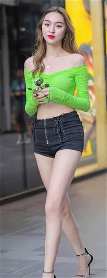 杨雨婷高书记