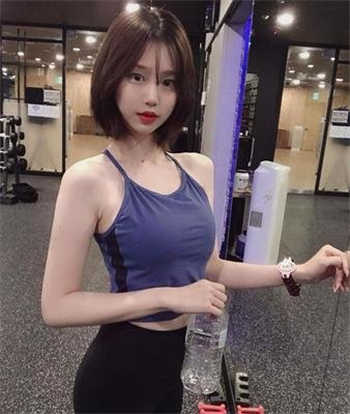 吕小妮婚外情