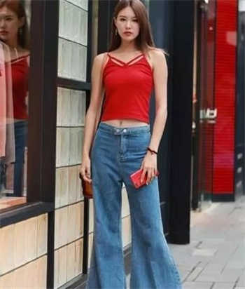 新来的的秘书第一天上班
