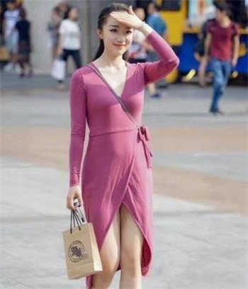 陌陌怎样联系附近的鸡