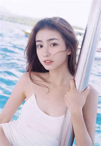 奶咪蓝色碎花旗袍