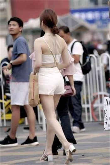 老公朋友来家喝酒喝多了