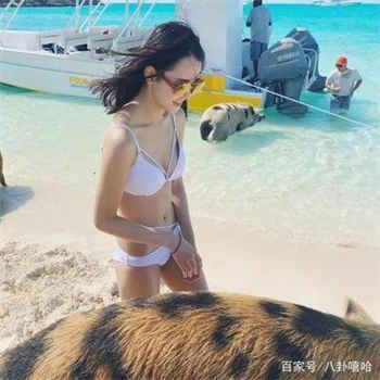 刘老师媲美吃脚丫图片