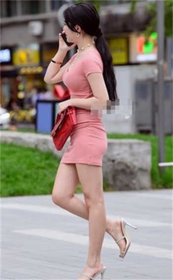 卧龙影视怎么下载视频