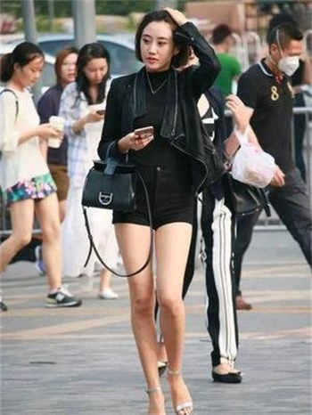 简白悠为什么打程修