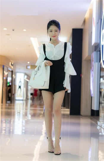 sw256四个女主角