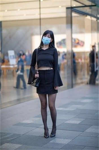 妻子去偿还债务电影