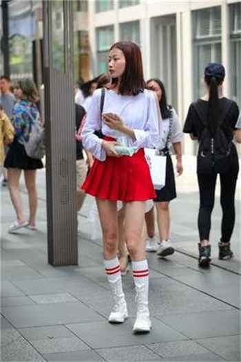 戚小怜照片