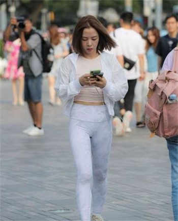 女主穿越开青楼建势力