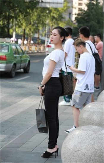 套路fun字母圈