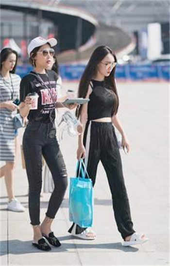 泡妞视频大全床带叫声百度