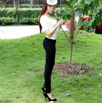 精灵公主妮娜